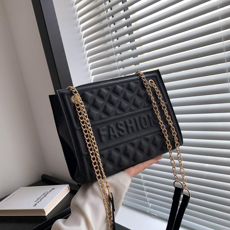 

Trendy Chic Women s Crossbody Bag Stylish Quilted Chain Shoulder Purse For Daily Use чёрный