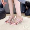 Schleifen-Flip-Flops Damen Sommer Draußen Tragen Neu Eckige Zehen Offene Zehen mit Rock Kristall Hoher Absatz Sandalen Hausschuhe