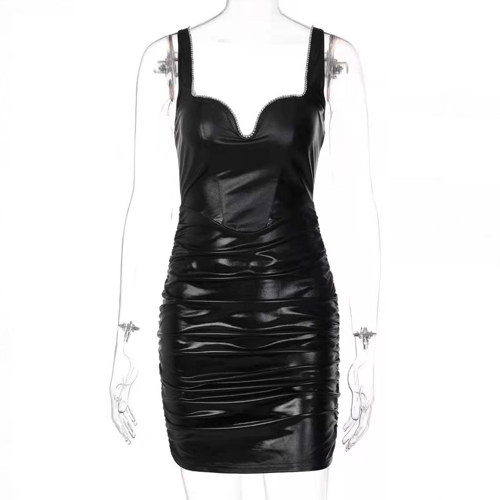 Neues Damen Sexy Diamantbesetztes V-Ausschnitt Plissiertes Slim Hüftbetonendes Trägerkleid für Damen