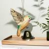 Hölzerne Kolibri-Figur Kolibri-Ornament mit Glocke Handgeschnitzte Holzschnitzerei Kolibri-Ornament Heim-Desktop-Dekoration