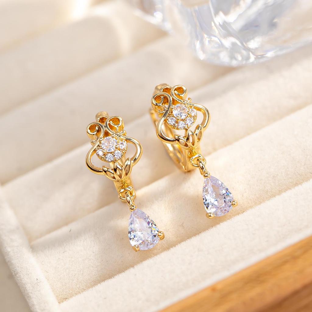 Water Drop Zirconia Earrings Inlaid with Rhinestones for Women, High-End Luxury Jewelry