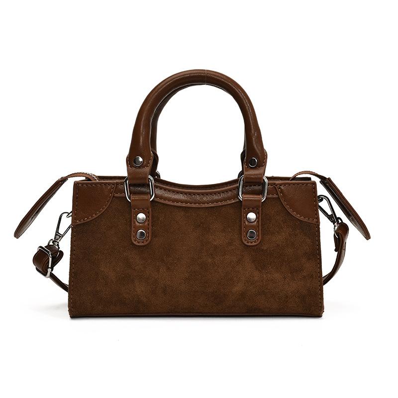 Shoulder Bag Women's Niche Design New Fashion Texture Messenger Bag Bag Women's Versatile Commuter Handbag