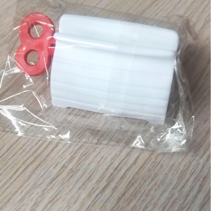Japanese Toothpaste & Facial Cleanser Manual Squeezer Clip, Bathroom Tool for Efficient Tube Dispensing