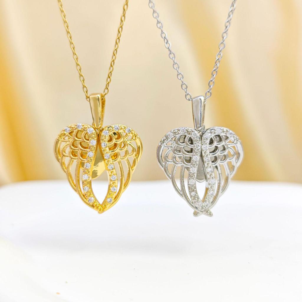 Copper-Plated Gold Peach Heart Angel Wings Necklace with Openable Diamond Inlaid Pendant