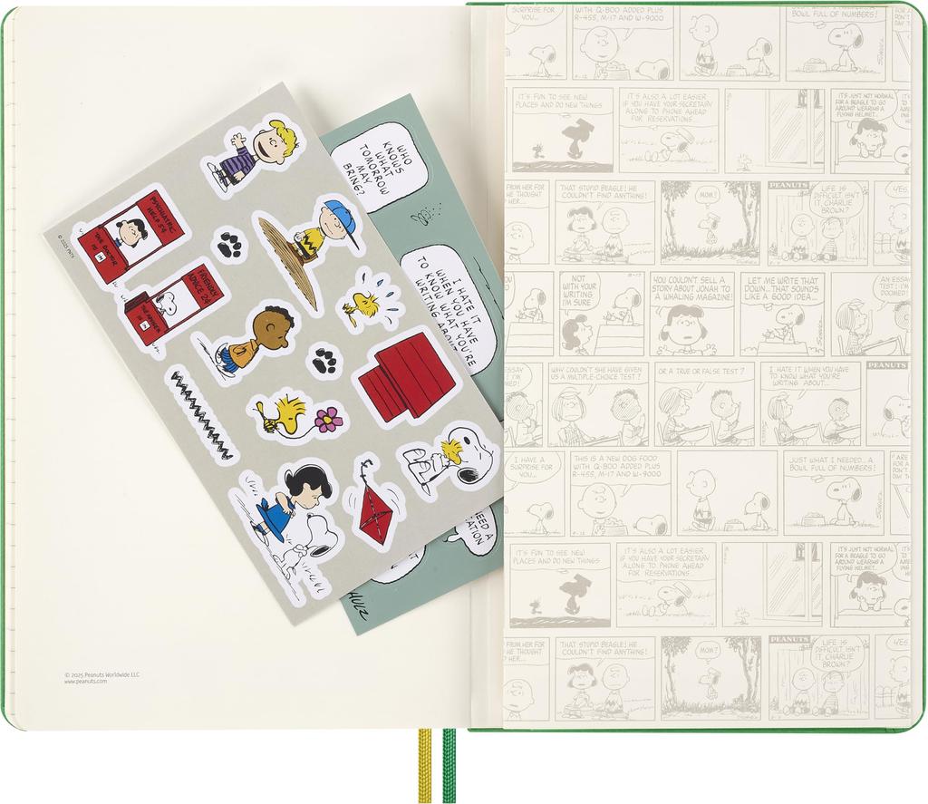 Moleskine 2026 Peanuts Daily Diary, 12-Month Planner, Starting in January, Charlie & Snoopy, Large Size (13cm x 21cm), Emerald Green, DHPE12DC3Y26