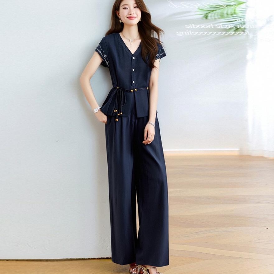 Fashion Suit Women's  New Temperament V-neck Heavy Industry Embroidered Top Wide-leg Pants Two-piece Suit