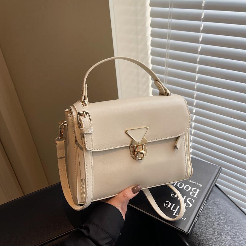 

Retro simple small bag women s autumn and winter new portable small square bag high-end commuter crossbody bag бежевый