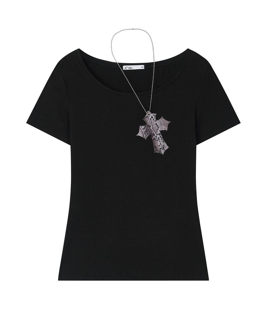 ILLIO Black-Python Cross Necklace T-Shirt