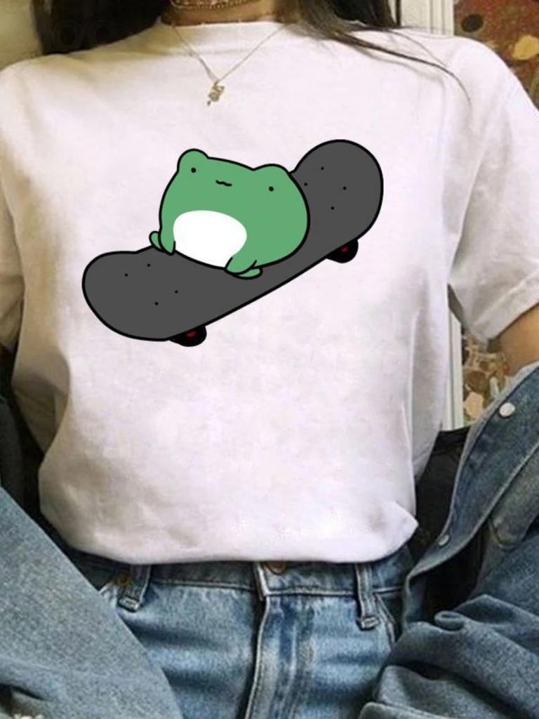 1pcs Skateboard Green Frog Tshirt Cute Green Frog Graphic Tee Women Tshirt Durable Plussize Tshirt Daily Streetwear