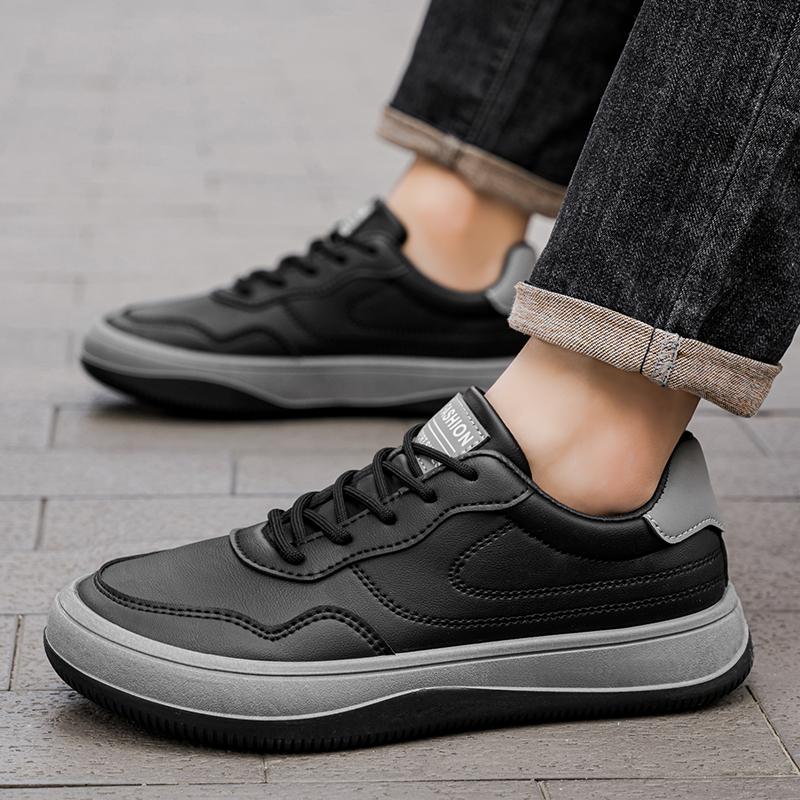Fashion High Quality Men Casual Leather Board Shoes Lace-Up Skateboard Shoes Suitable Outdoor Leisure Activities Walking Jogging Shoes
