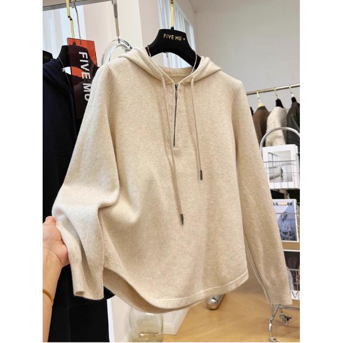 Women's Plus Size Hooded Half-Zip Long-Sleeve T-Shirt for Autumn/Winter - Loose, Slimming, Comfortable, and Versatile.