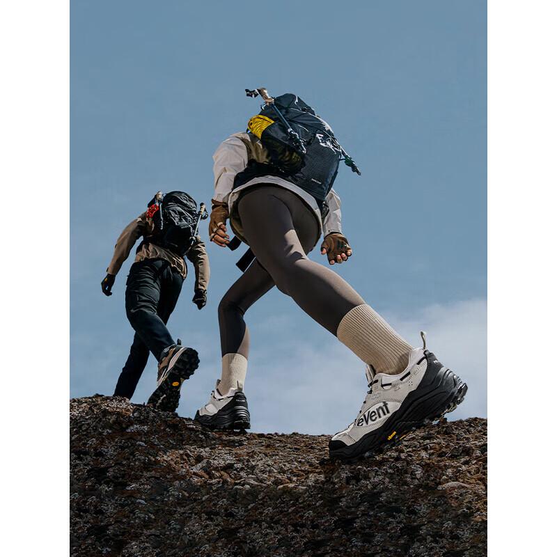 PELLIOT Men's HT-Shanyu Vibram Hiking Shoes 115381015