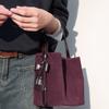 Vintage Wildleder Wildleder Premium Pendler Beuteltasche, mattes Rindsleder Große Kapazität Tragbare Schultertasche Damen Tasche