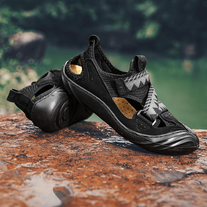 Summer New Outdoor Beach Shoes Driving Outdoor Hollow All-Match Soft Bottom Closed Toe Sandals