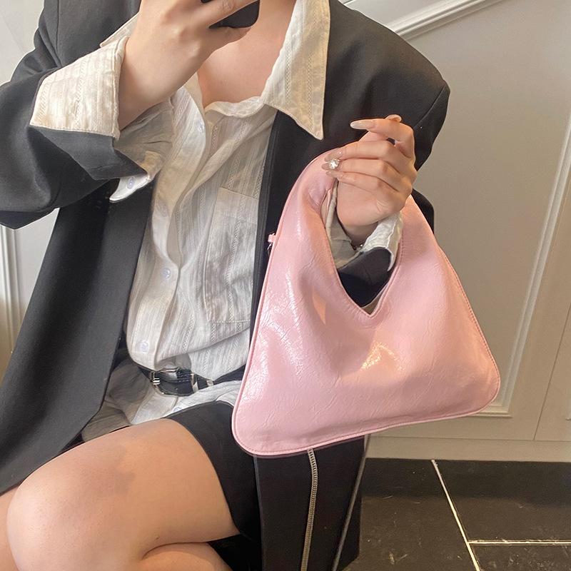 Large-capacity Bag Women's Summer Versatile 2025 New Niche Design Simple Messenger Bag Portable Commuter Dumpling Bag