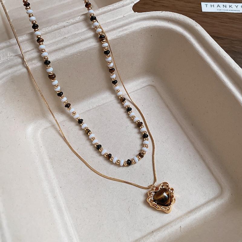 Autumn and winter retro coffee color tiger's eye stone pearl necklace temperament collarbone chain Maillard necklace women