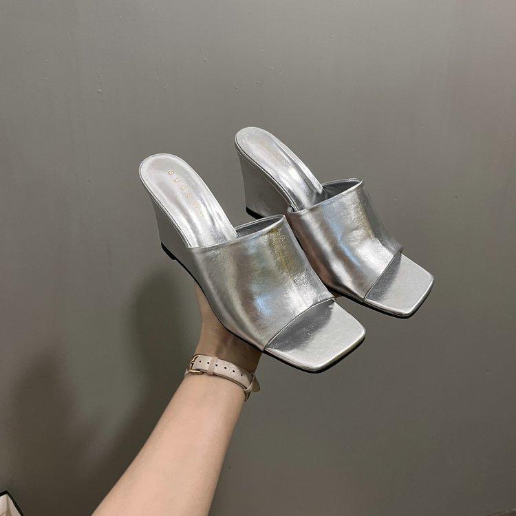 2025 spring and autumn new square head simple sandals stiletto high heels one-word slippers women wear fashion cool