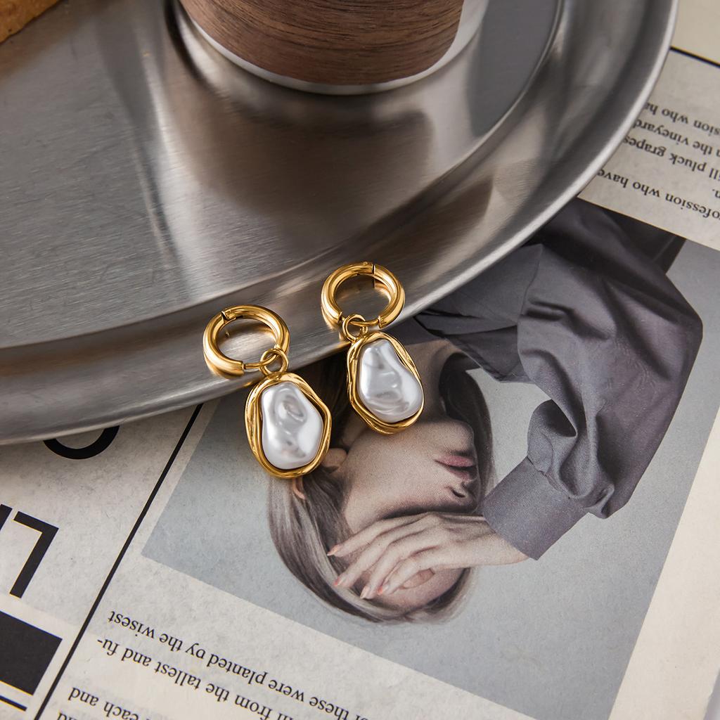 European and American stainless steel imitation baroque pearl earrings titanium steel non-fading ear buckles