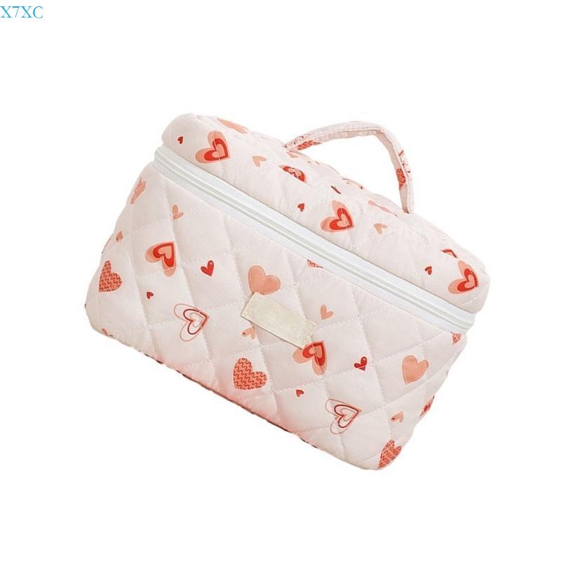 X7XC Compact Quilted Cotton Makeup with Heart Pattern Versatile Beauty Organizers Cosmetic Case for Home and Travel