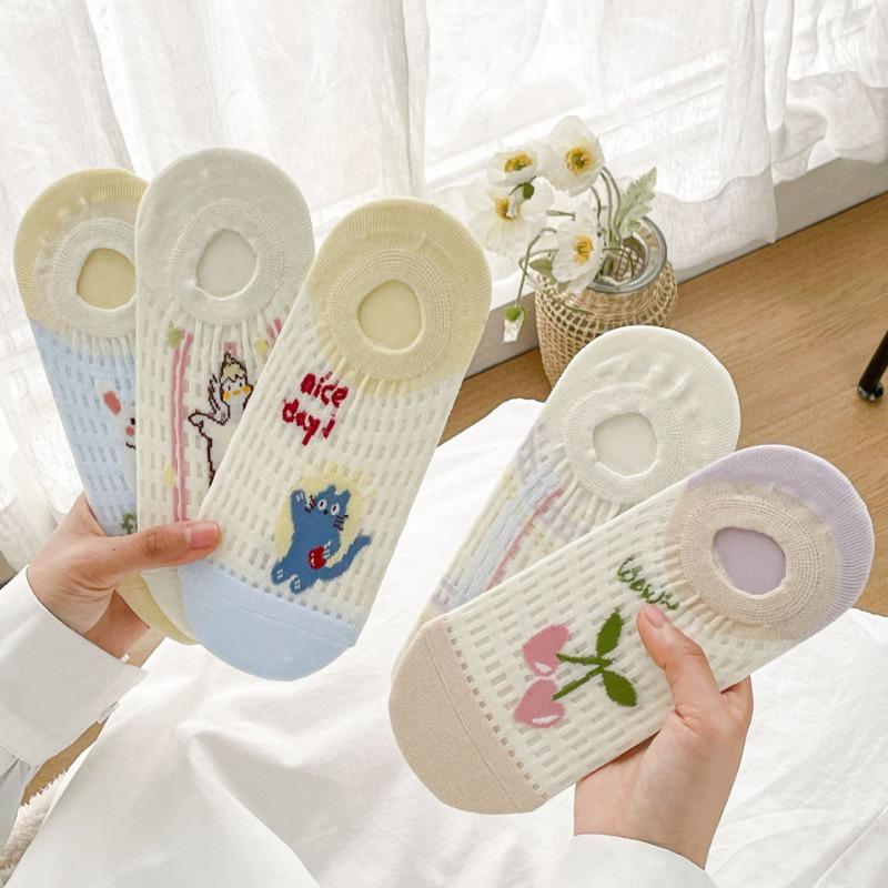 

Women s Summer Thin Cartoon Mesh Hollow Shallow Mouth Invisible Silicone Non Slip Non Slip Cotton Boat Socks 1 pair Вишня