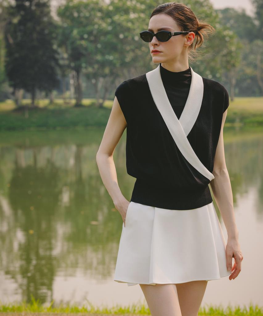 OBER GOLF Color Block Wrap Sleeveless Knit (Black)