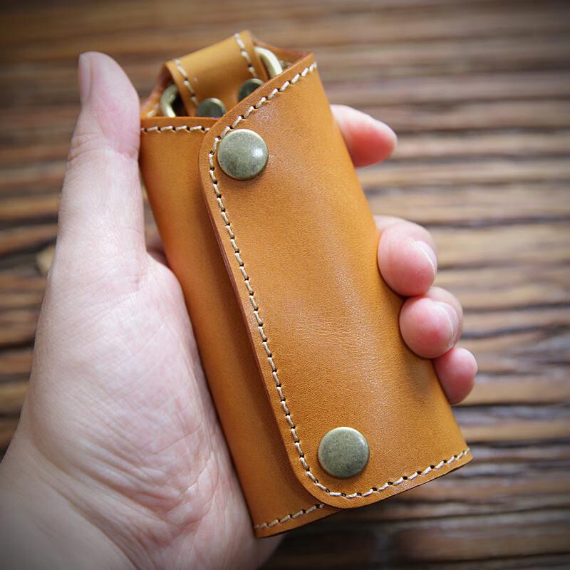 Retro Vegetable Tanned Leather Key Holder