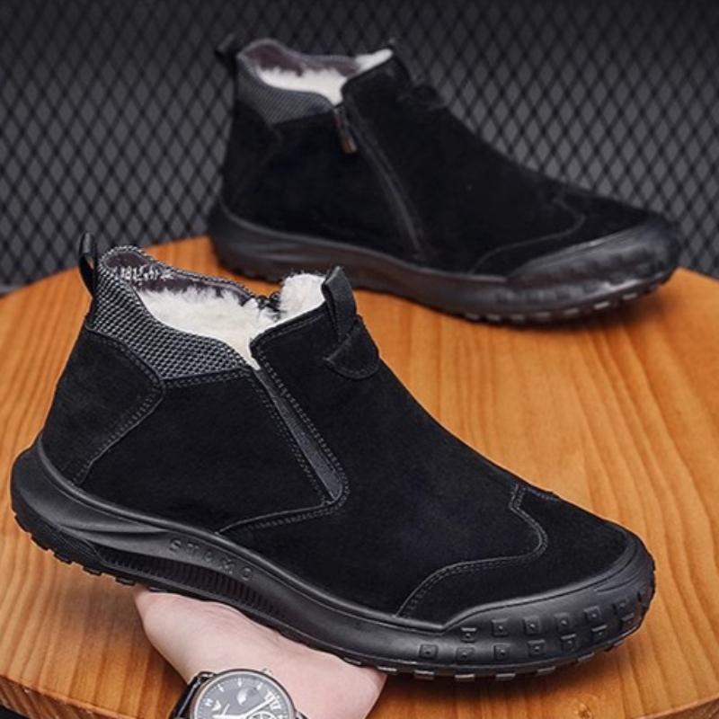 Nové pánské boty voděodolné zimní boty pánské lehké boty zesílené protiskluzové teplé sněhule plyšové pánské boty obuv