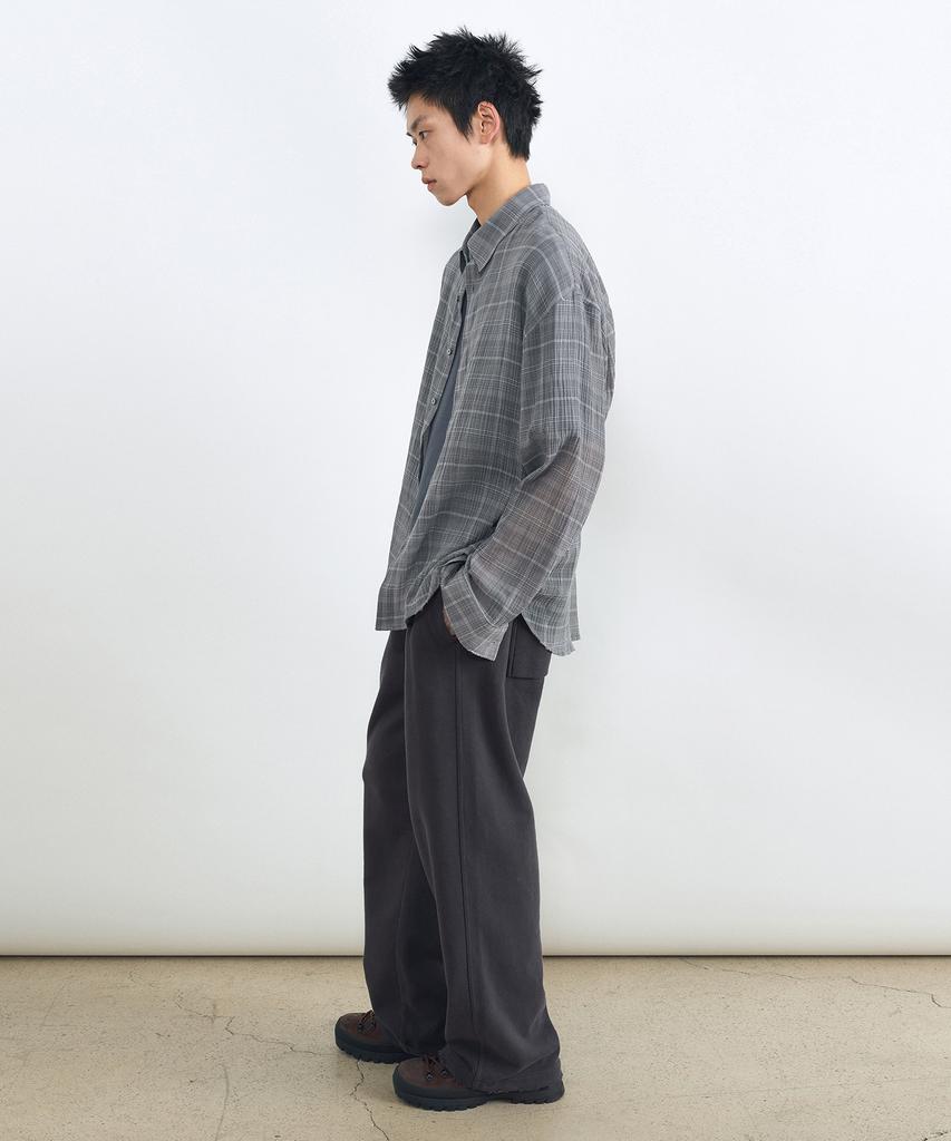 INSILENCE Damaged Tuck Sweatpants Charcoal