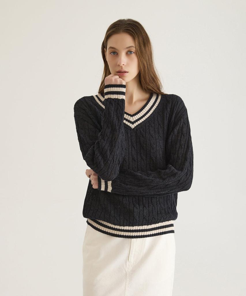 Oteumilkape Cable V-Neck Knit - Navy