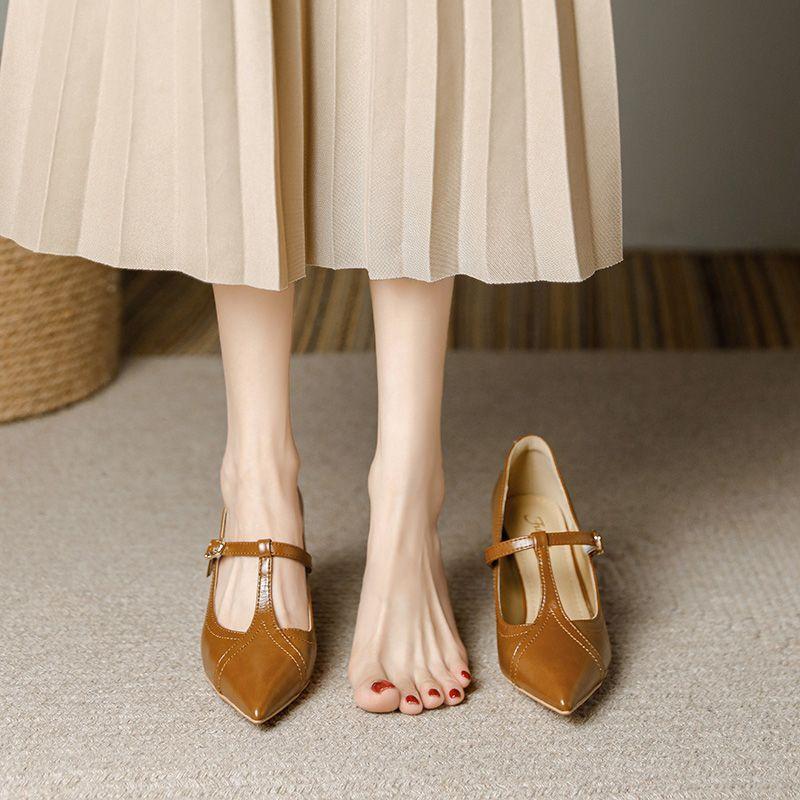 

Коричневый нишевый темперамент сладкий легкий рот слово с острым носком тонкий каблук туфли на высоком каблуке женские из мягкой кожи весенне-осенние одинарные туфли танцевальная обувь 39 светло-коричневого