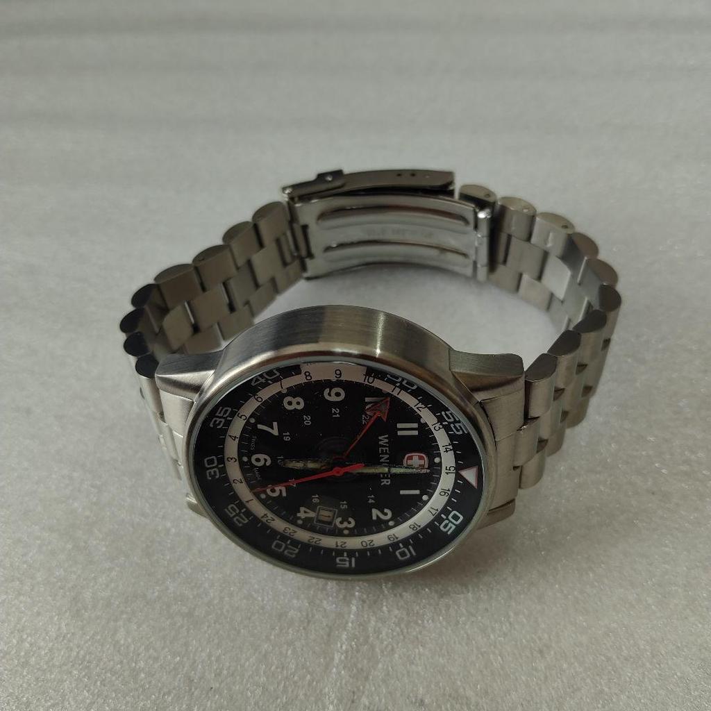 Used Wenger 74745 stainless steel new immovable item
