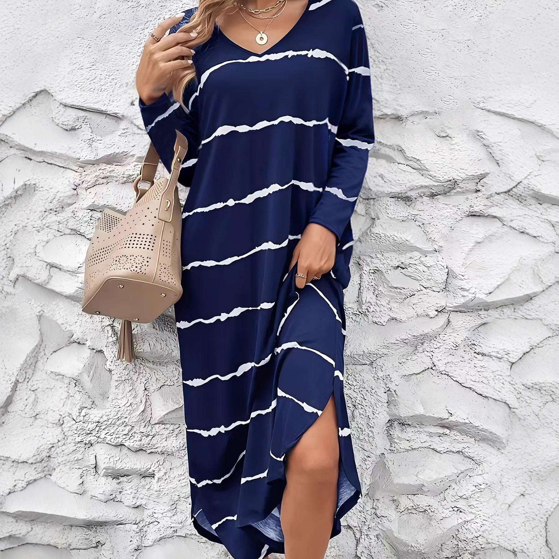 

Новое осенне-зимнее платье с нерегулярным полосатым V-образным вырезом и небольшими боковыми разрезами, которые подчеркивают лицо XXL темно-синий