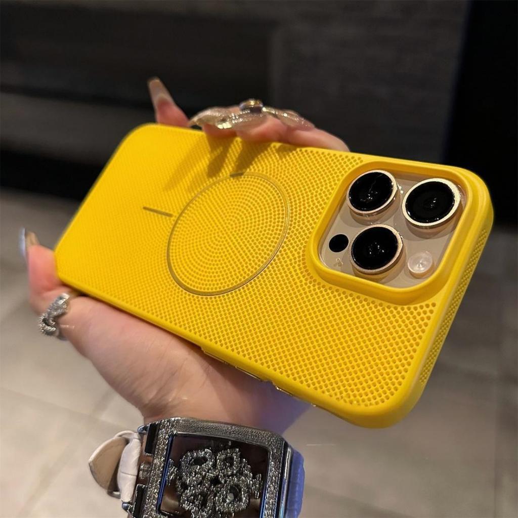 Applicable to iPhone17PROMAX mobile phone case heat dissipation magnetic suction mesh case hollow and breathable Apple 16/15 hard and anti-drop