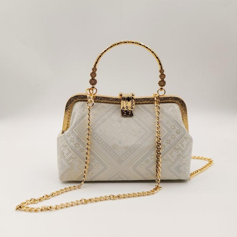 Kiss Lock Handbag for Women, Vintage Ethnic Pattern with Detachable Chain