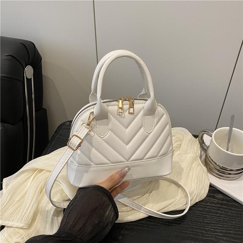 

Candy color shell bag women s casual fashion diamond summer new commuter trendy handbag shoulder messenger bag women белый