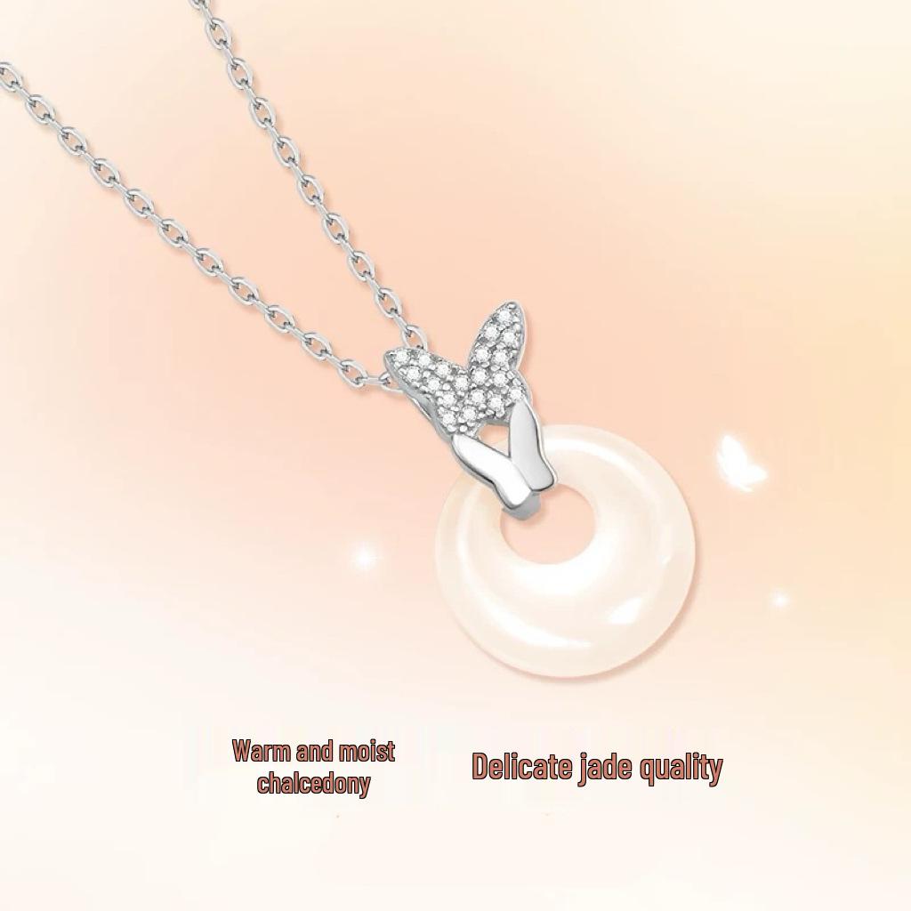 Посеребренное серебряное ожерелье-бабочка с белым агатом Пин ань - Элегантный прозрачный дизайн