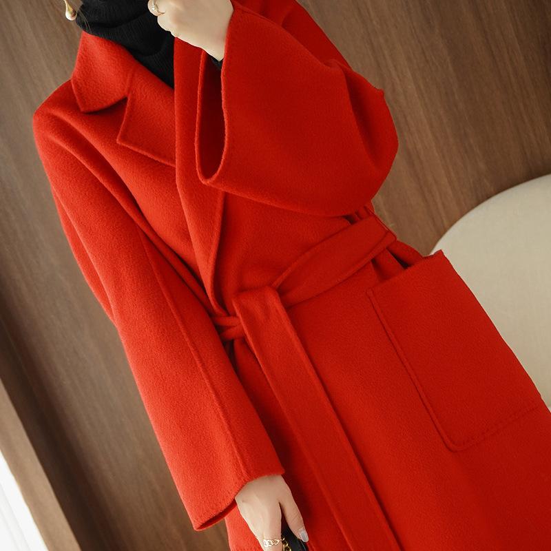 

Осенне-зимнее женское пальто с принтом XL красный