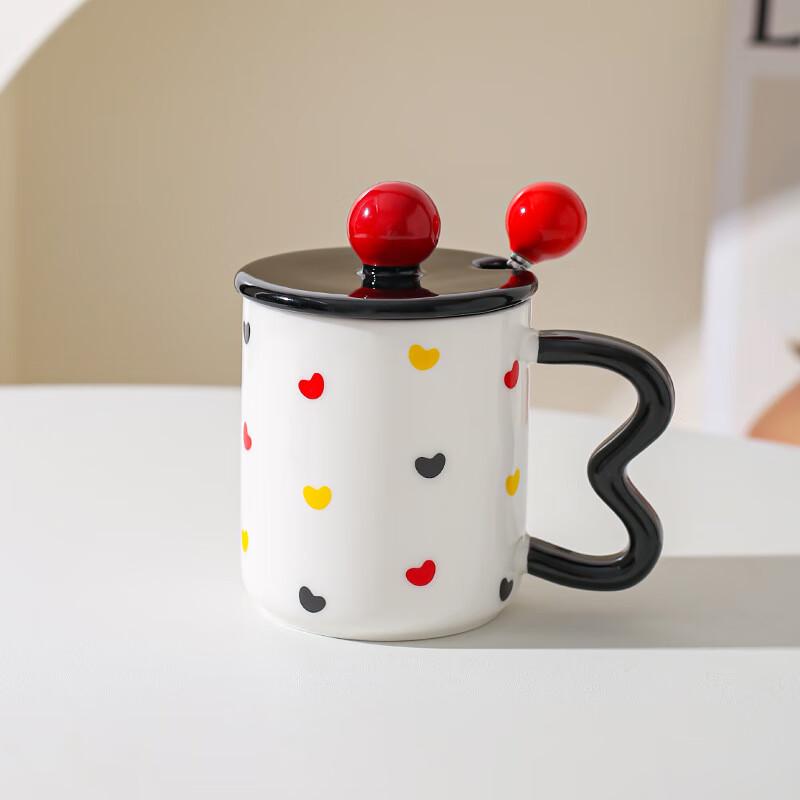 Ceramic Coffee Mug with Lid & Spoon, White Heart Design