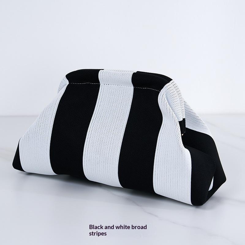 Polyester Cosmetic Clutch Bag Breathable Stain Resistant Large Capacity Makeup Bag for Ladies Daily Travel Gift