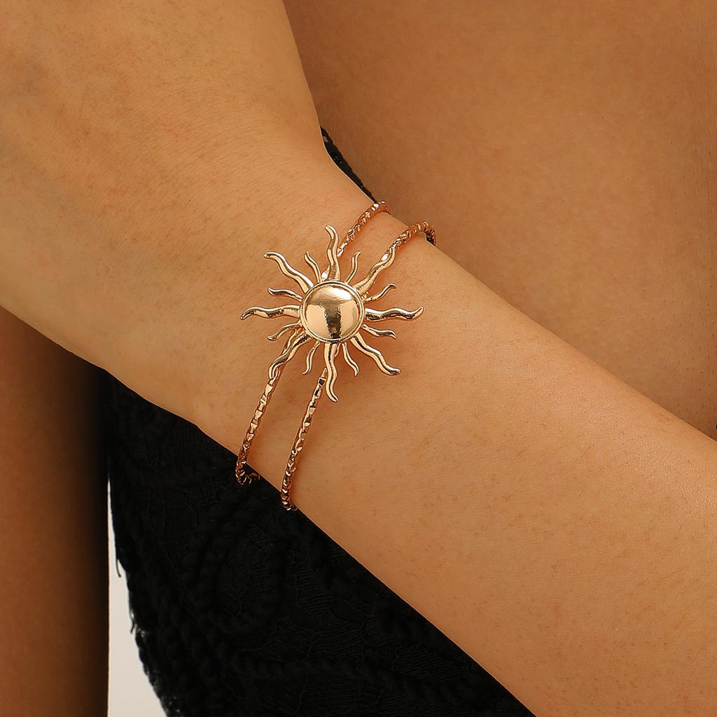 Bohemia Sun Flowers Round Vortex Opening Bracelets for Women Ladies Vintage Double Layer Hollow Bangles Vacation Jewelry Gifts