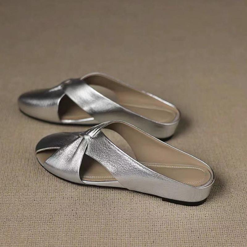 Fashion 2025 Summer New Baotou Hollow Flat Shoes Women's Outer Slippers Fashion Soft Leather No Heel Soft Sole Lazy Half Slippers