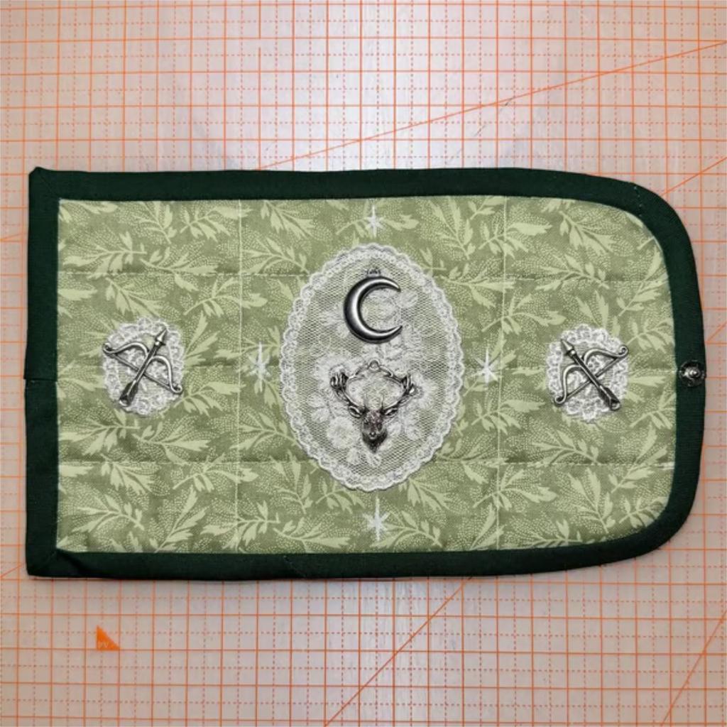 Handcrafted Pocket Altar – Mystery Edition, Portable Pocket Witchcraft Altar Cloth With Five Mystical Styles, Catholic Pocket