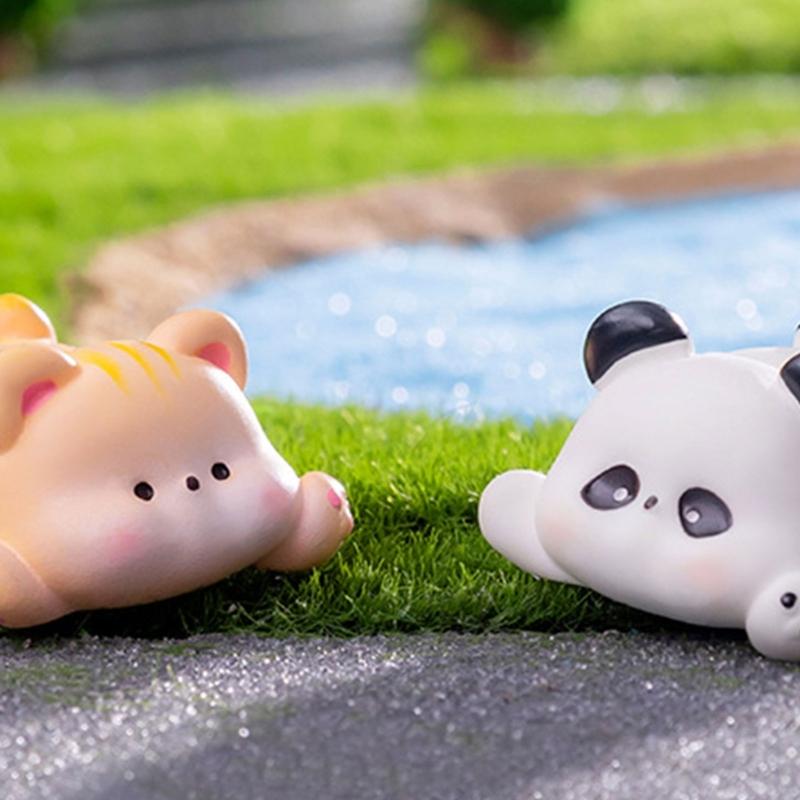 6pcs Cartoon Animal Desk Ornaments Resins Decorative Miniature Figurines Accessories for Kids Room and Living Room Table