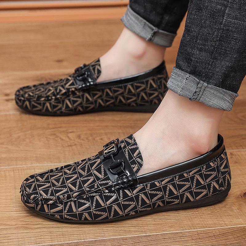 New Bean Shoes for Men's Casual Trendy Soft Leather Soft Bottom Shoes with Fashionable Printed High End Men's Le Fu Shoes