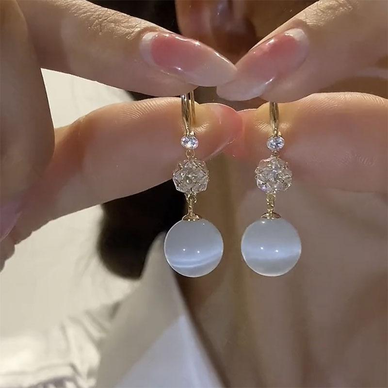 

Fashion temperament opal ball earrings women, niche design ear hooks light luxury high-end earrings