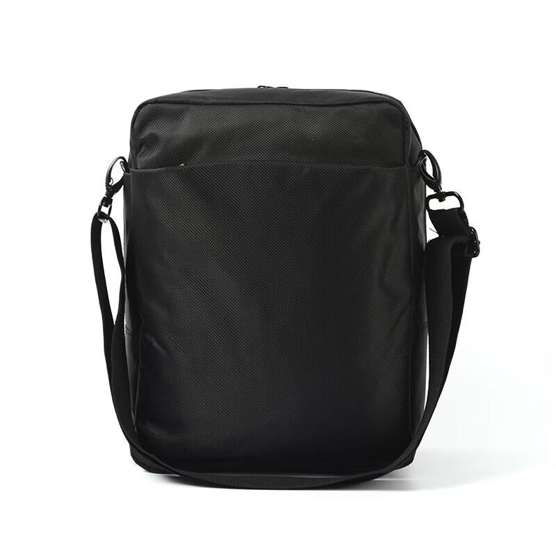 Travel Blue Urban Pigskin Shoulder Bag