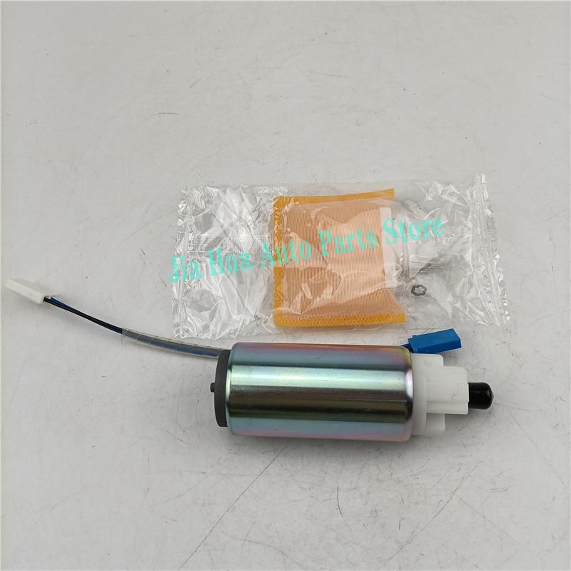 15200-93J01 15200-98J00 Fuel Pump For Suzuki Outboard Motor DF70 DF80 DF90 DF100 DF115 DF140 2001 - 2014 1520090J00 1520090J10