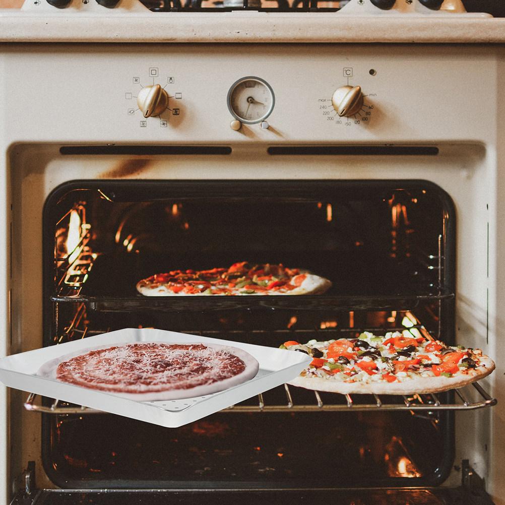 1Pcs Elegant Perforated Pizza Tray Aluminum Alloy Baking Pan Fast Baking Non-Stick Easy Demoulding Kitchen Gadget for Pizza