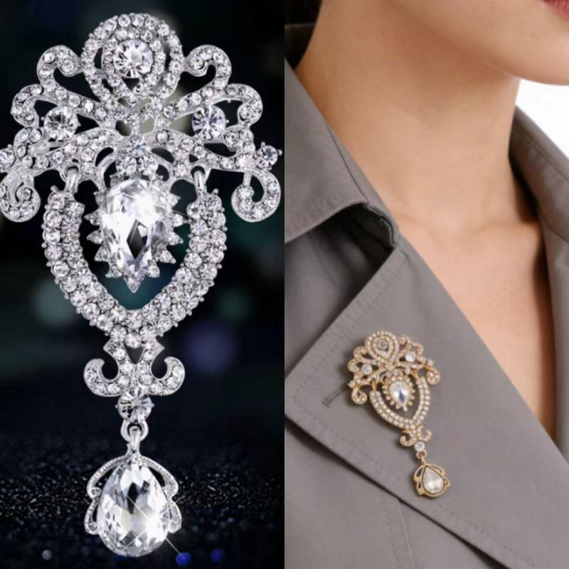 Gorgeous and Luxurious Drop-shaped Brooch Set with Diamonds, Trendy and Popular Alloy Clothing Accessory Pin
