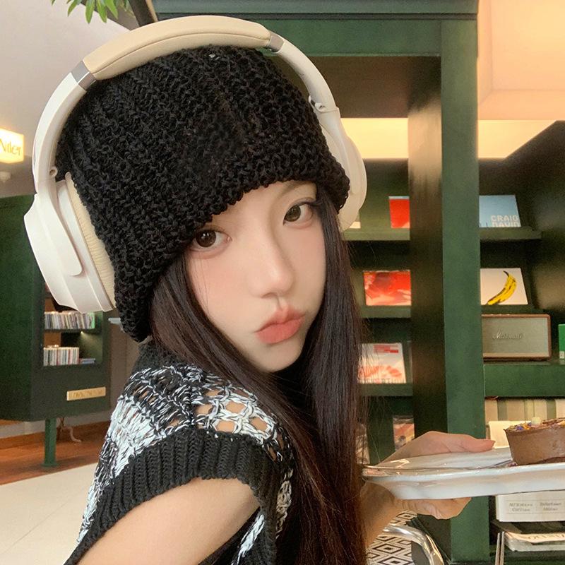 Black Knitted Wool Pile Hat for Women Niche Versatile Big Head Cold Hat Showing Face Small Ins Thin Hat